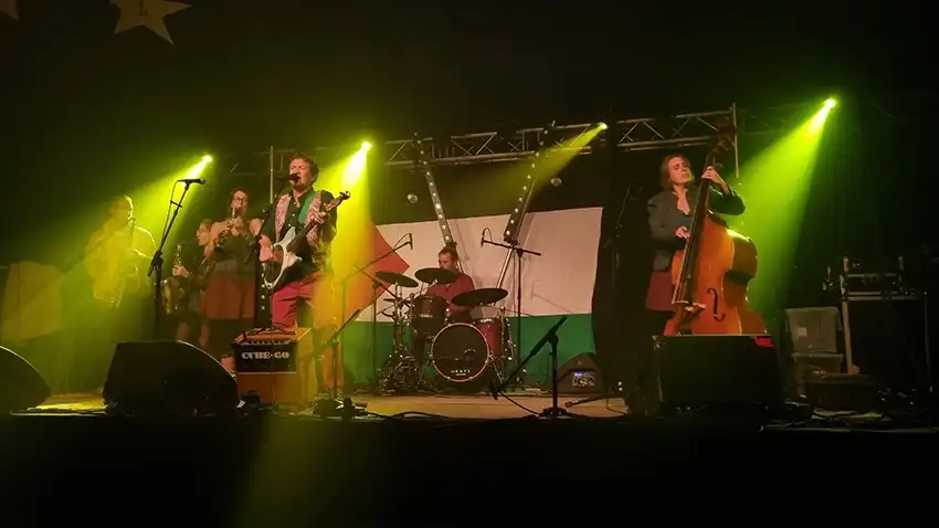 Concert Nothing Concrete